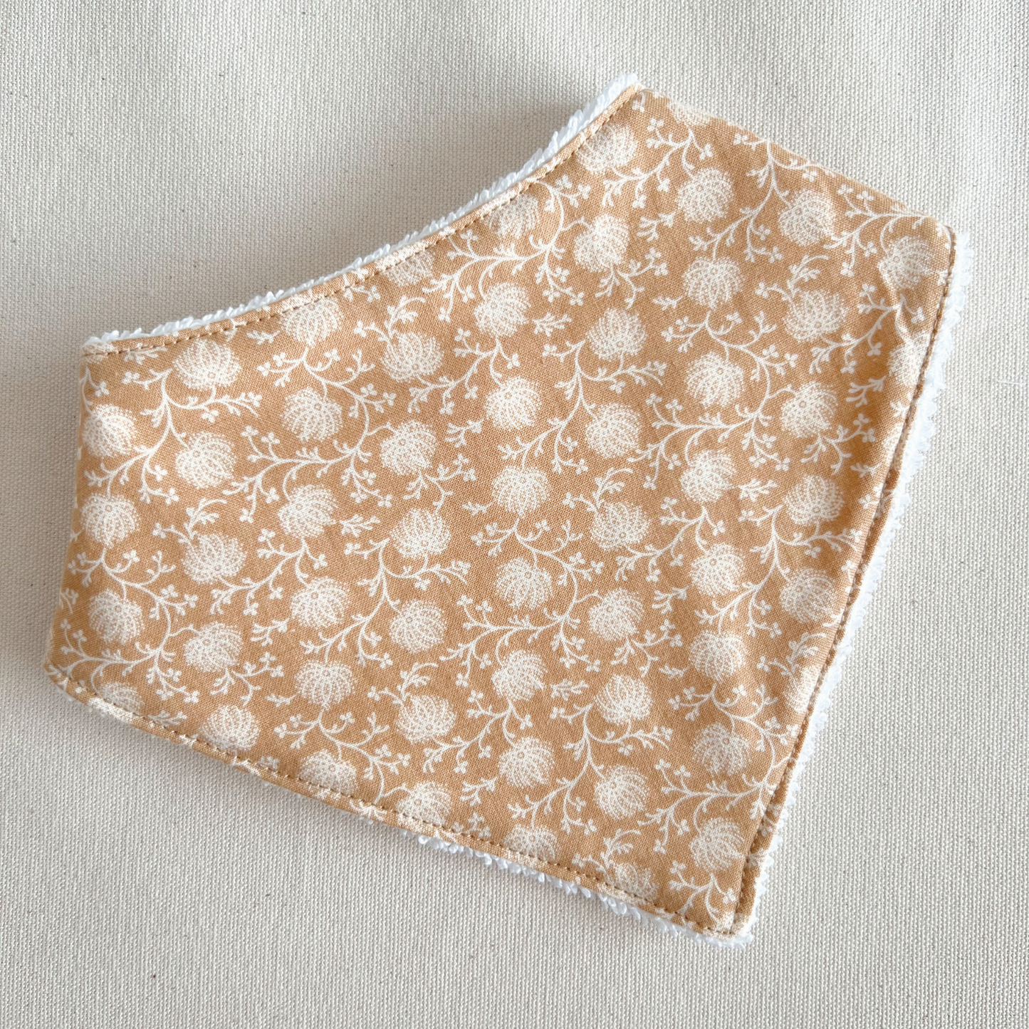 Mabel Bandana Bib