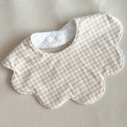 Bramble Scalloped Bib