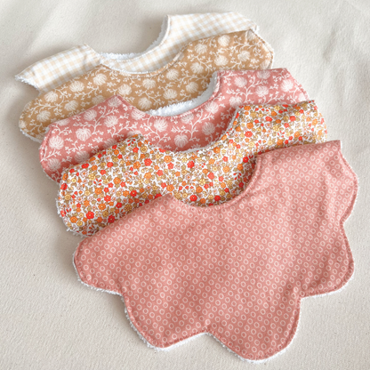 Mabel Scalloped Bib