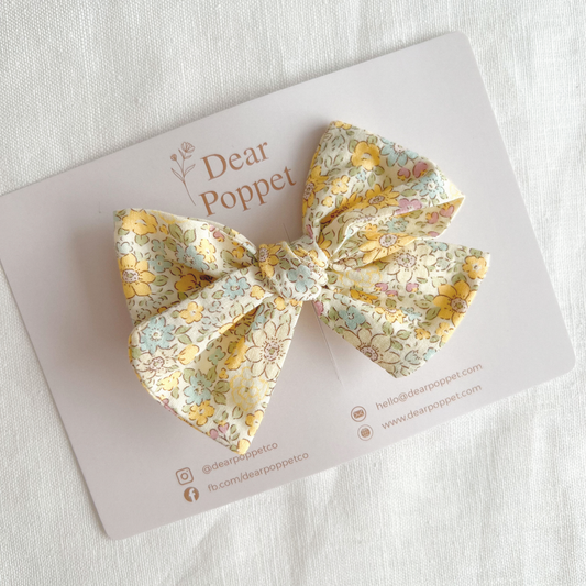 Buttercup Signature Bow