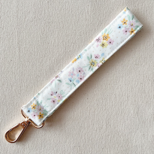 Beatrice Bouquet Keychain Wristlet