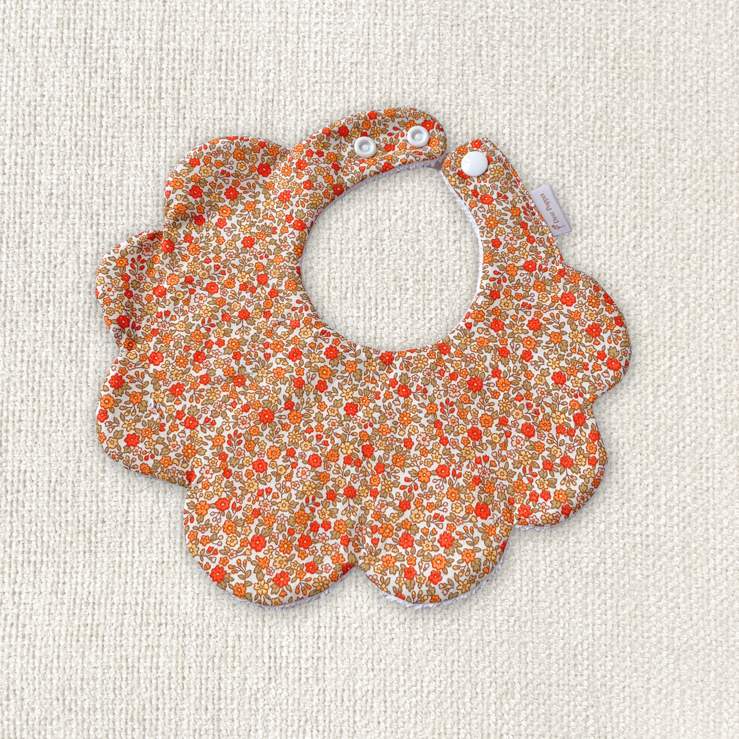 Scalloped Bib - Autumn