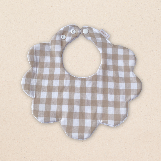 Scalloped Bib - Birch