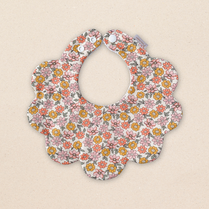 Scalloped Bib - Chestnut