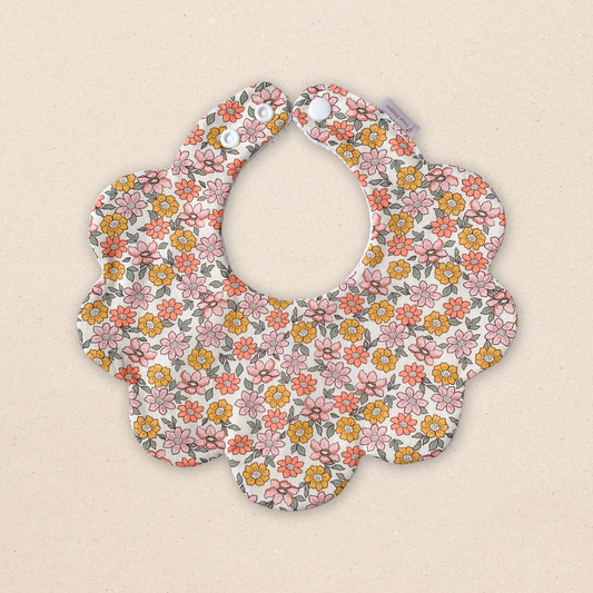 Scalloped Bib - Chestnut