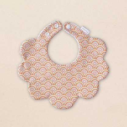 Scalloped Bib - Hearth