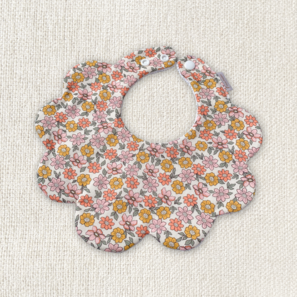 Scalloped Bib - Chestnut